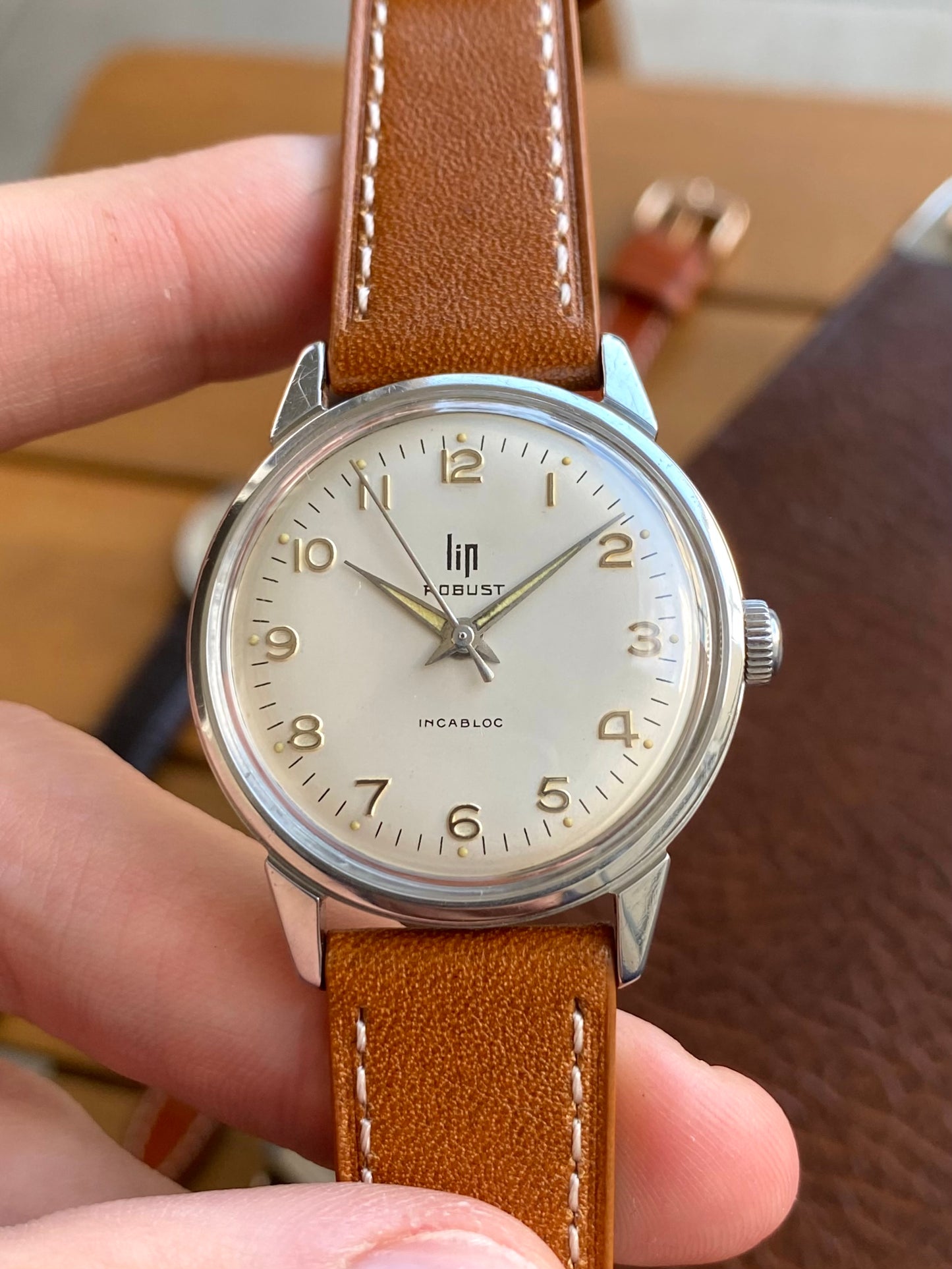 LIP Robust Besançon France - Montre Vintage Mécanique Acier R23 1960