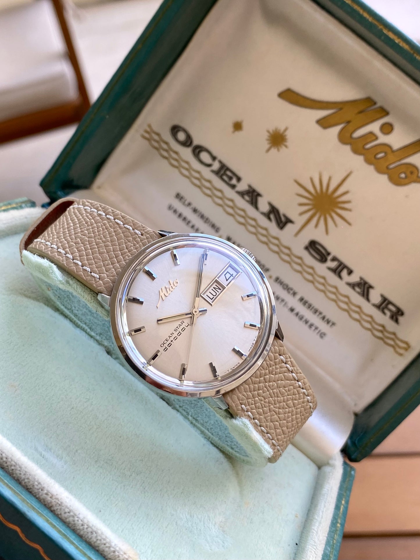 Mido OceanStar DateDay Automatic - Montre Vintage Suisse Mécanique 1147OCD - 1970 + Écrin