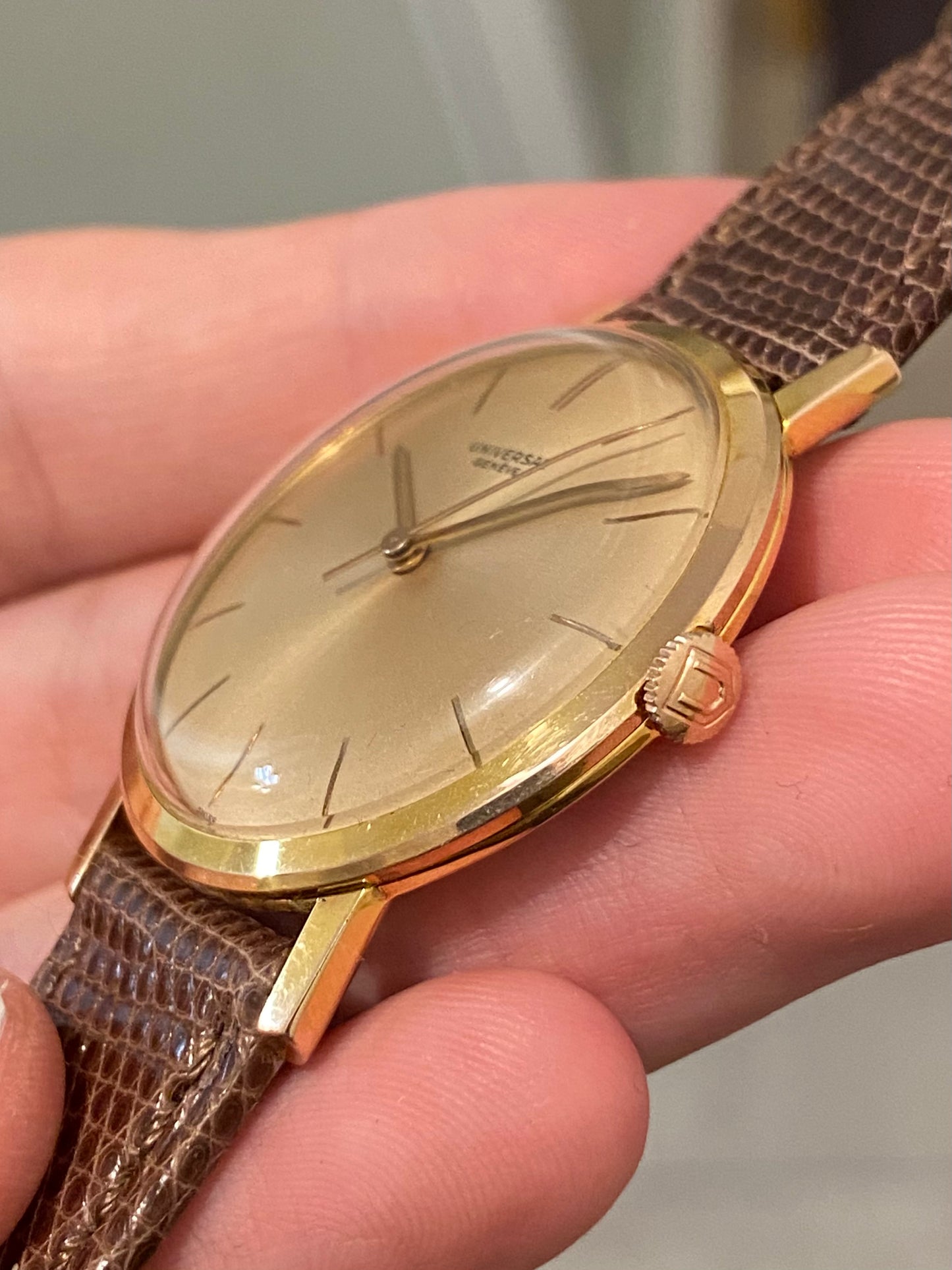 Universal Genève Montre Vintage Mécanique Plaqué Or Cal.1105 1960