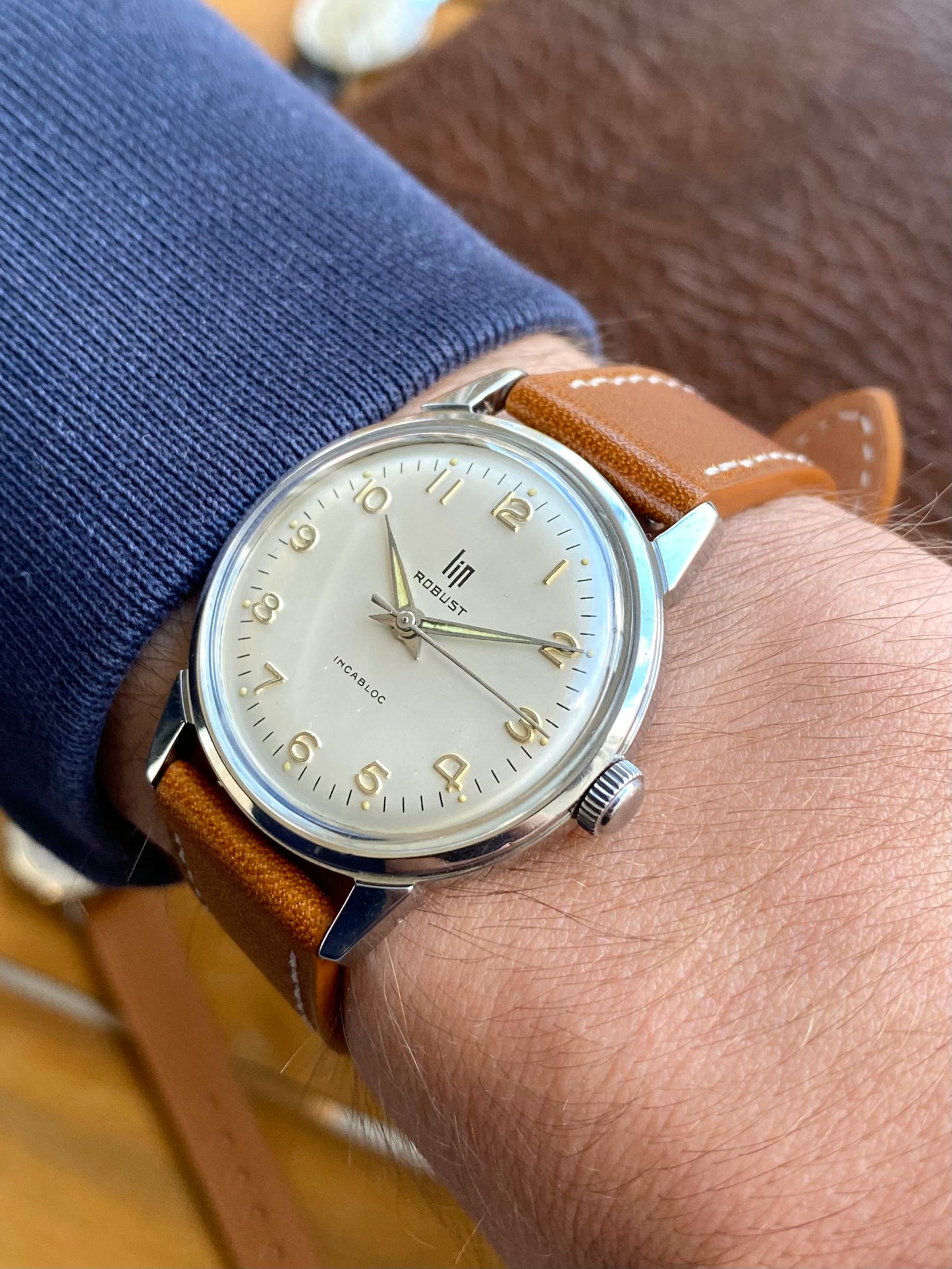 LIP Robust Besançon France - Montre Vintage Mécanique Acier R23 1960