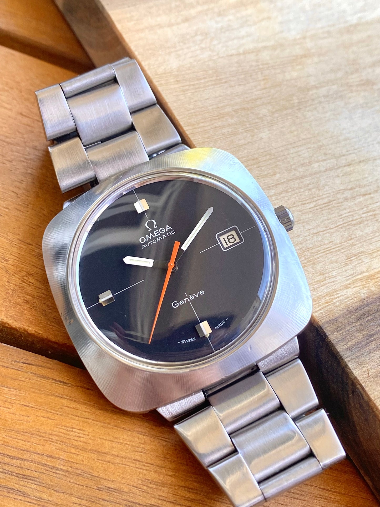 Omega Genève Automatic 166.081 Cal.565 Cadran Noir Racing Montre Vintage Mécanique 1969