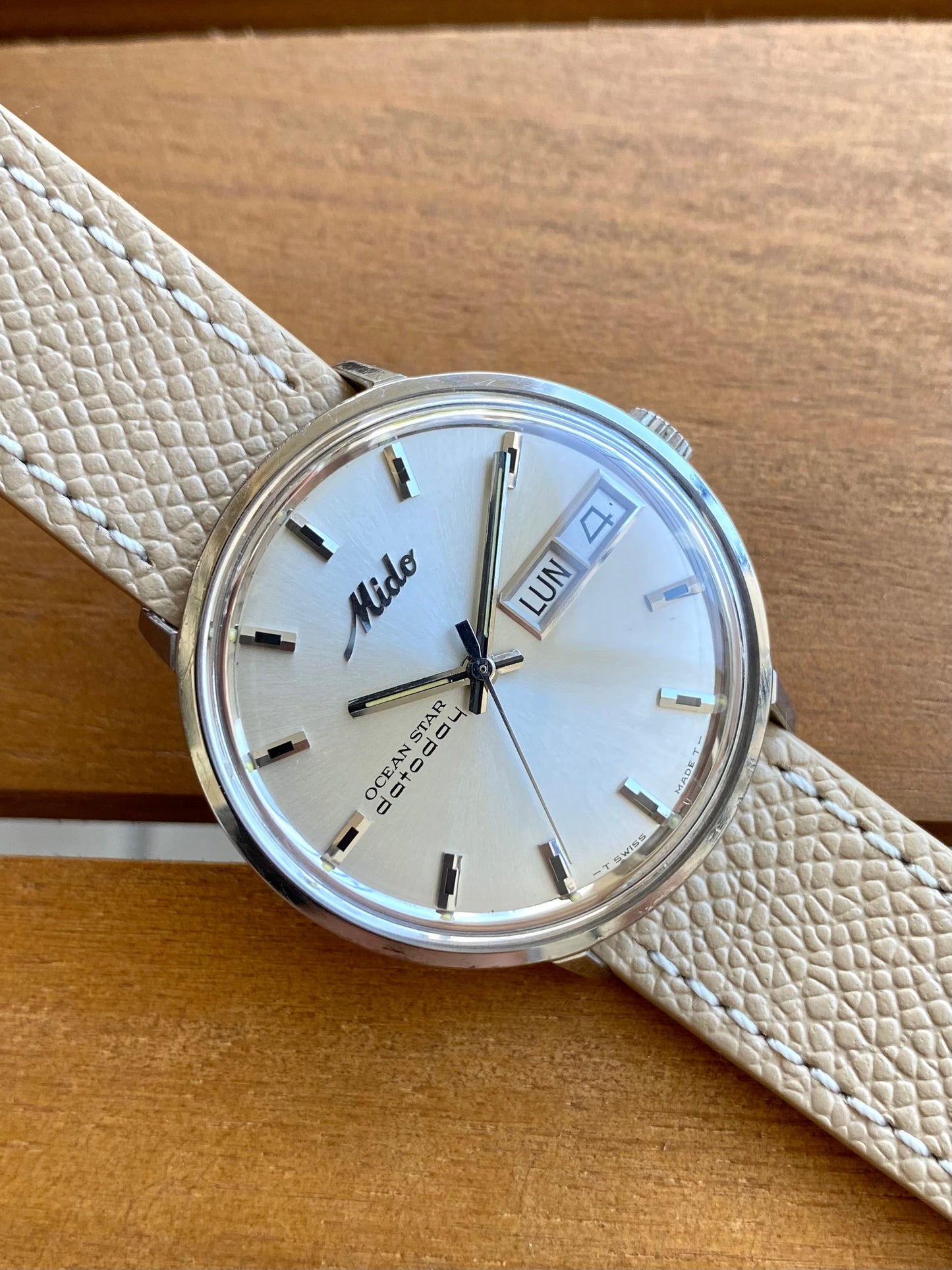Mido OceanStar DateDay Automatic - Montre Vintage Suisse Mécanique 1147OCD - 1970 + Écrin