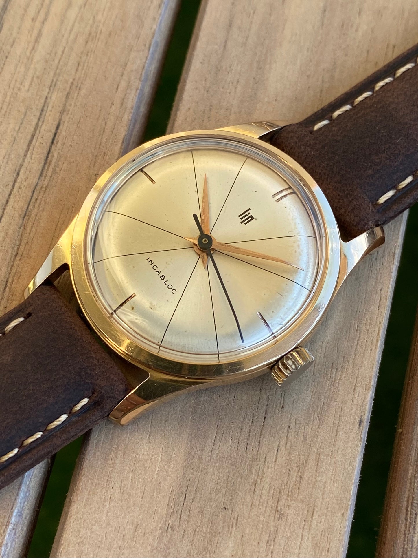 LIP R23 Cross Hair Montre Vintage Mécanique 1960