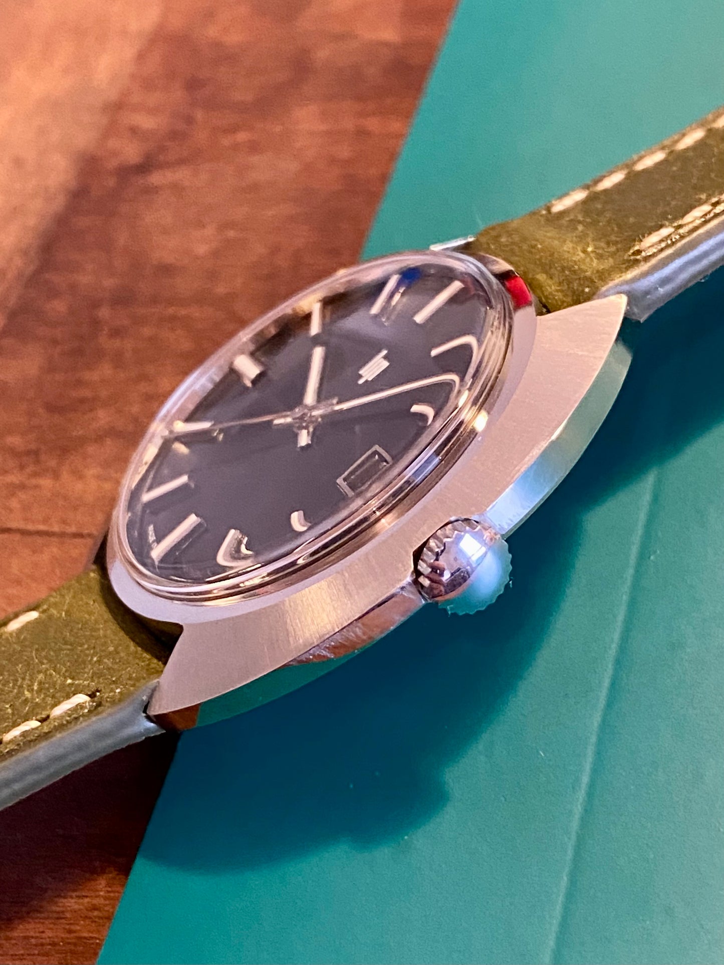 LIP Cadran Noir Montre Vintage Mécanique Cal.751 1960