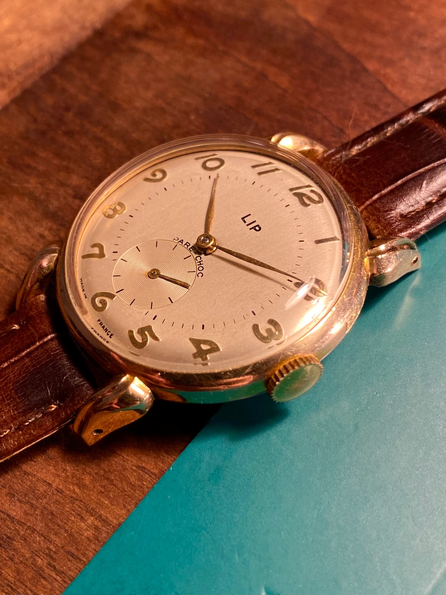 LIP R25 Plaqué Or « Cornes de Vache » Montre Vintage mécanique 1950