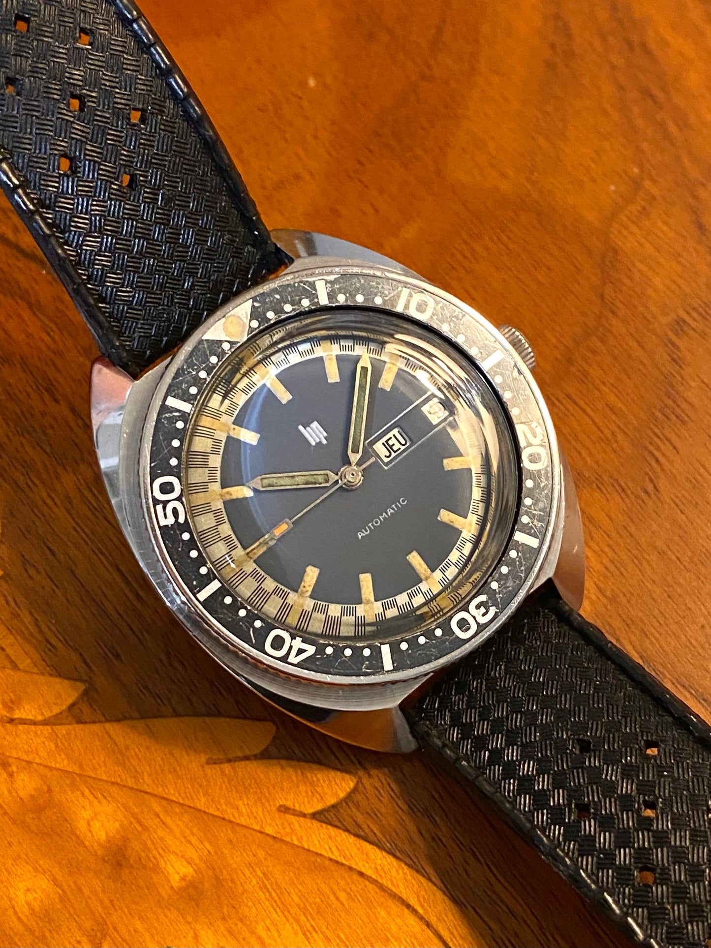 LIP Diver Automatic Jour/Date 41mm Oversize Montre Vintage de Plongée 1960