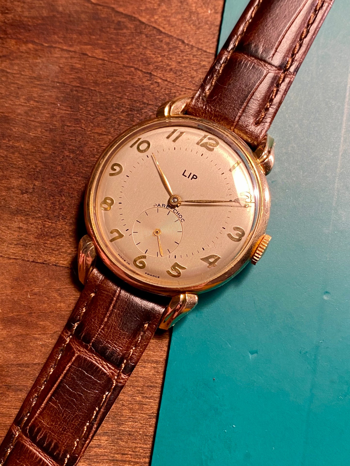 LIP R25 Plaqué Or « Cornes de Vache » Montre Vintage mécanique 1950