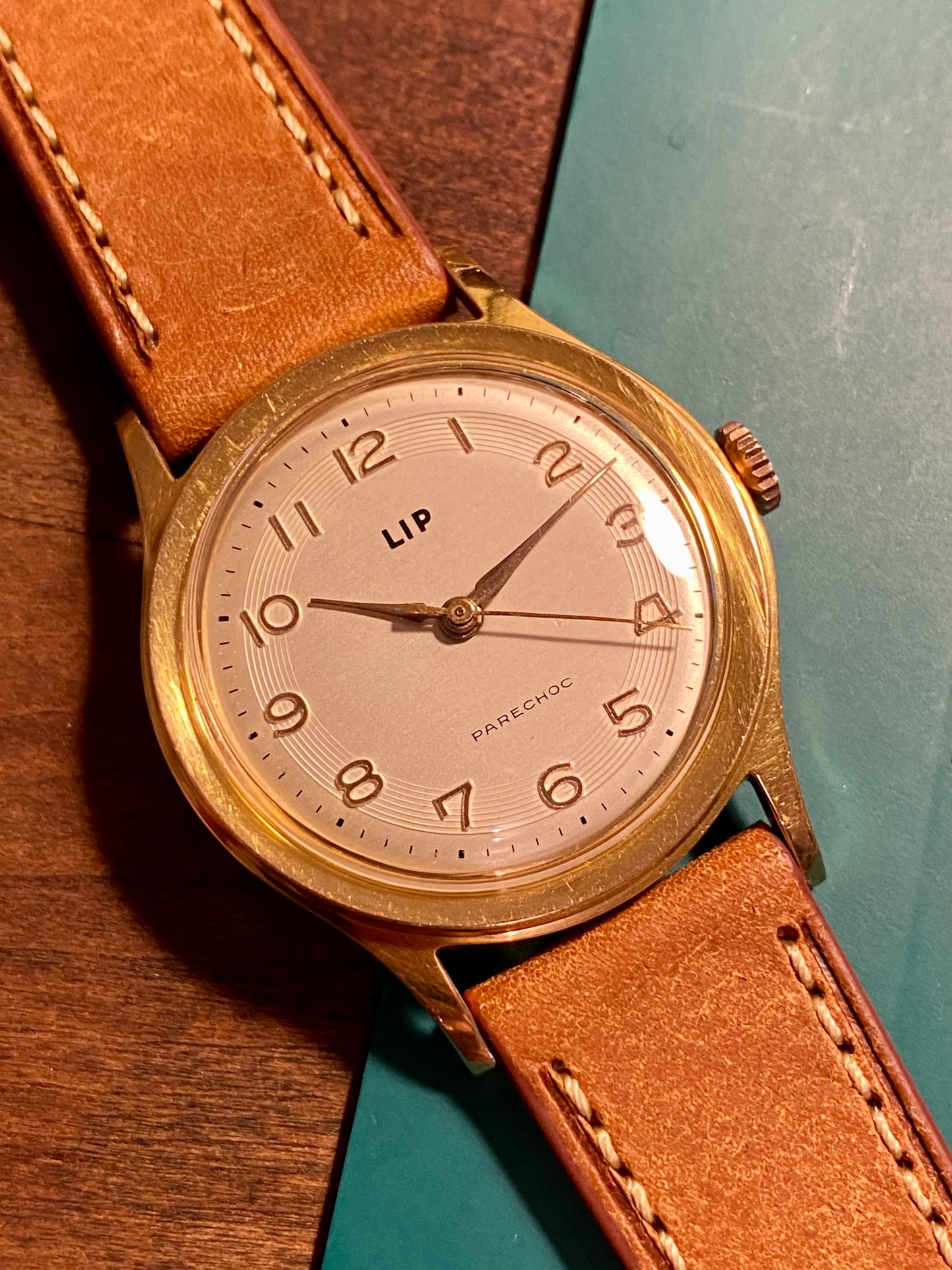 LIP R25 PareChoc Plaqué Or Montre Vintage Mécanique 1950