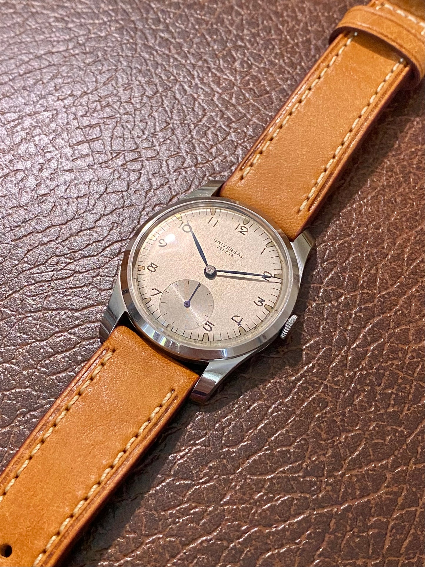 Universal Genève Montre Vintage Mécanique Cal.128 Réf. 212204 - 1954