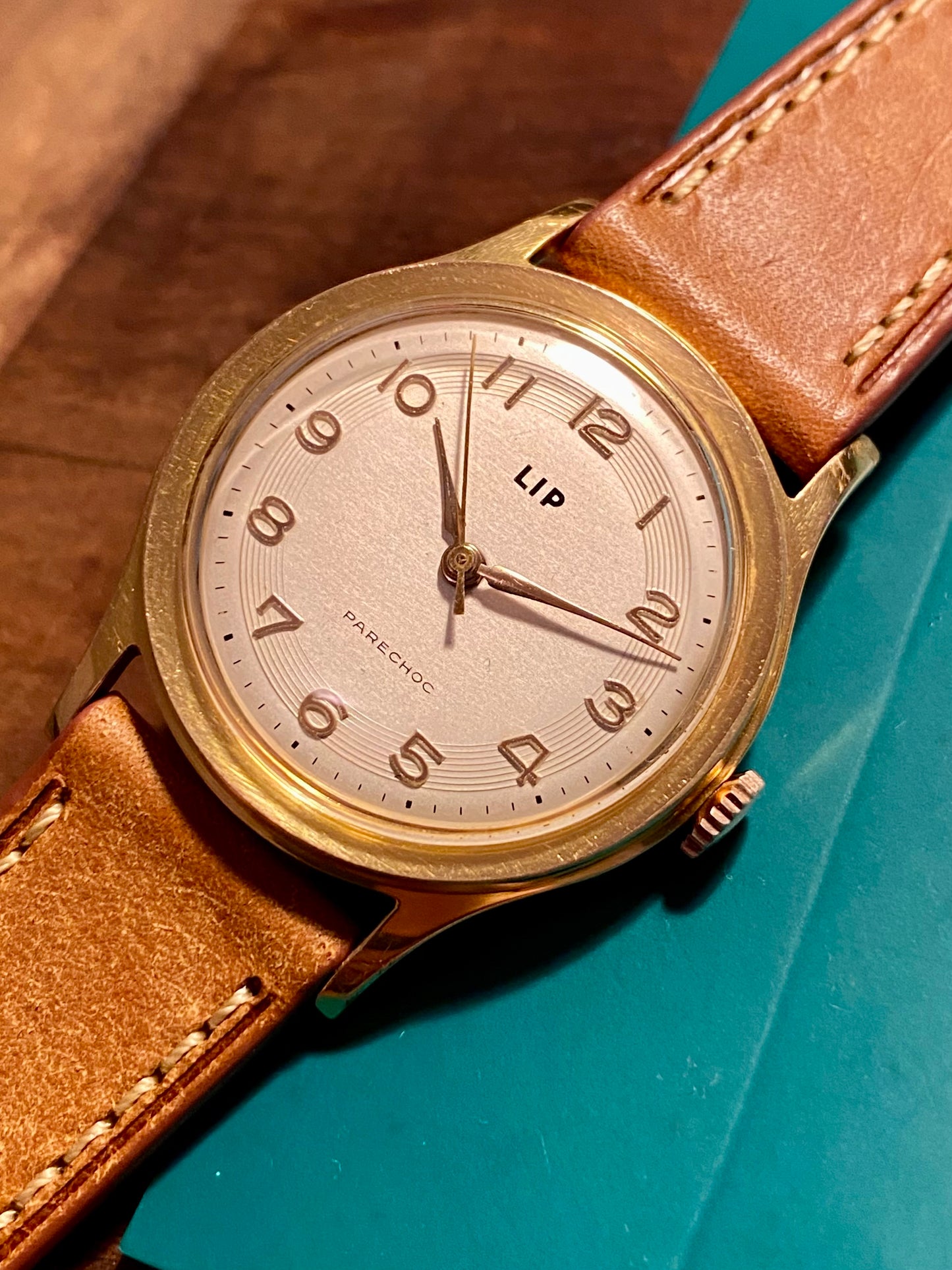 LIP R25 PareChoc Plaqué Or Montre Vintage Mécanique 1950
