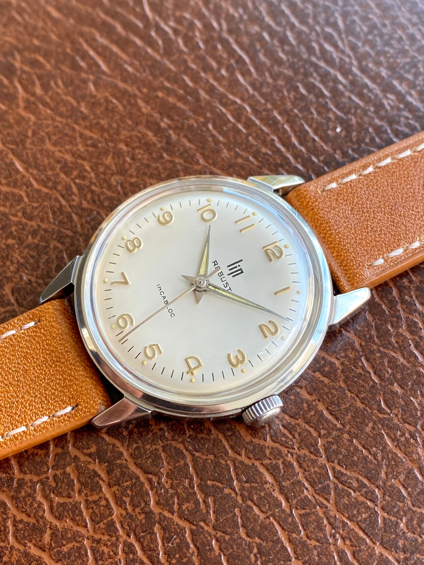 LIP Robust Besançon France - Montre Vintage Mécanique Acier R23 1960