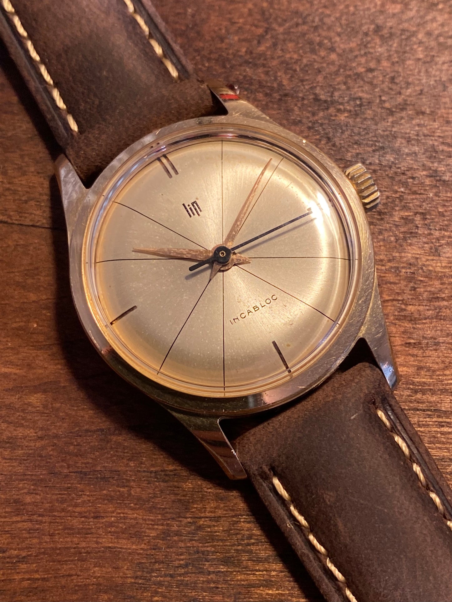 LIP R23 Cross Hair Montre Vintage Mécanique 1960