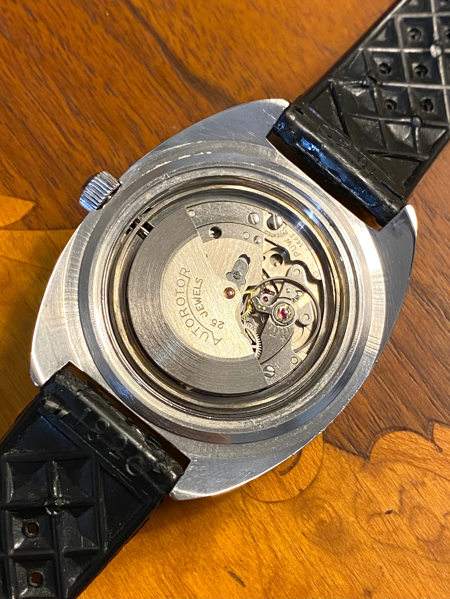 LIP Diver Automatic Jour/Date 41mm Oversize Montre Vintage de Plongée 1960