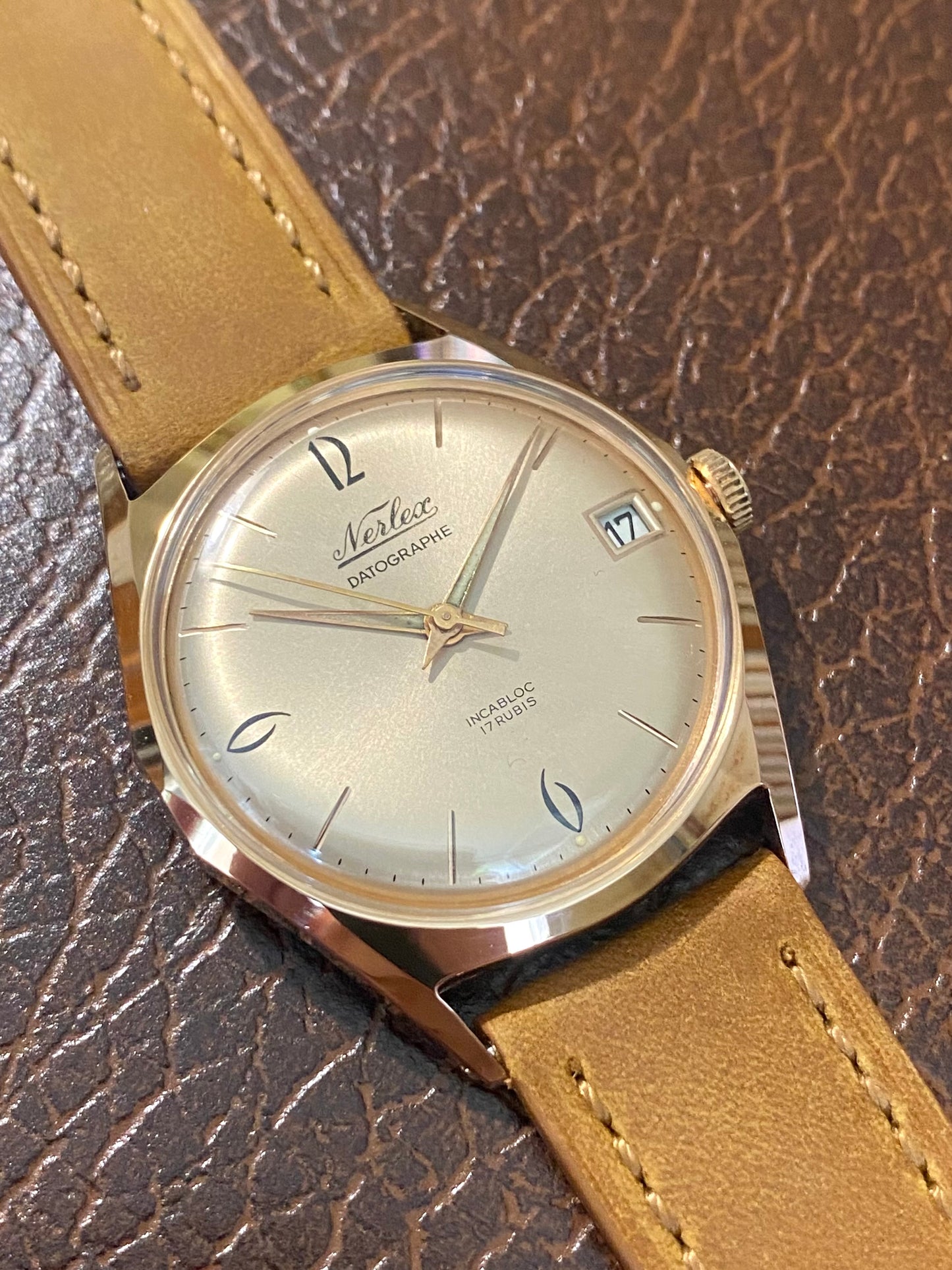 Nerlex Datographe NOS New Old Stock Montre Vintage Mécanique Plaqué Or 1960