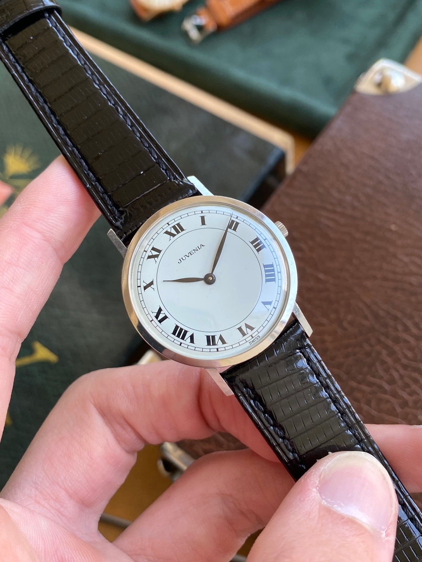 Juvenia Swiss Extra Plate DressWatch - Montre Vintage Mécanique Cal.602 - 1960