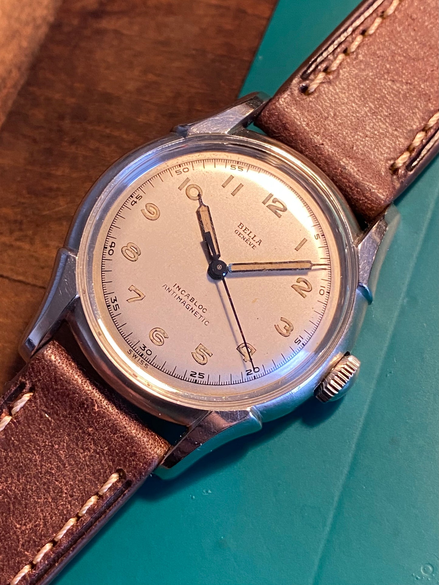 Bella Genève Montre Vintage Style Militaire Mécanique 1950