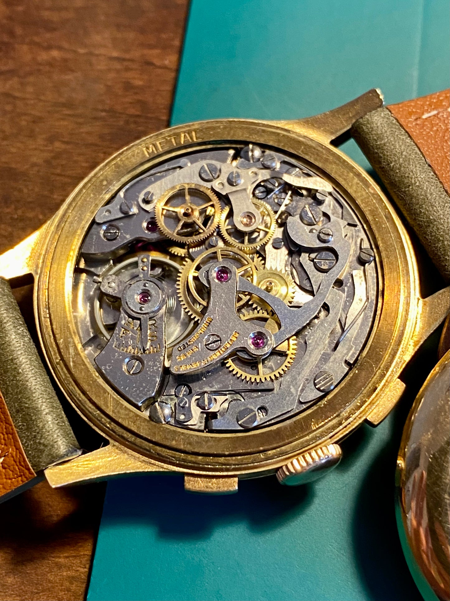 Scopas Chronographe Suisse Or Jaune 18k 750/1000 Salmon Dial Montre Vintage Mécanique Landeron 1950