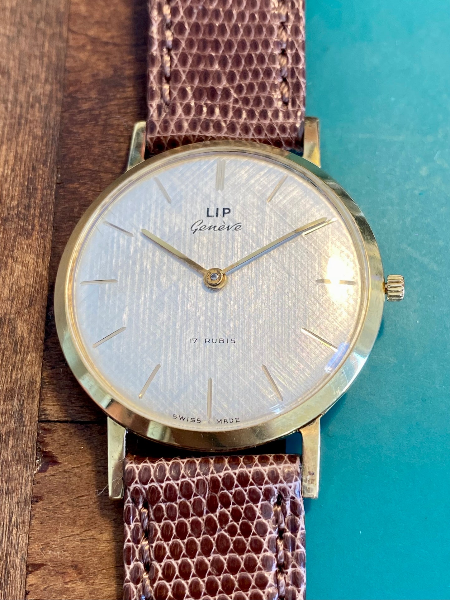 LIP Genève Extra Fine Plaqué Or Cadran Lin Montre Vintage Mécanique 1960