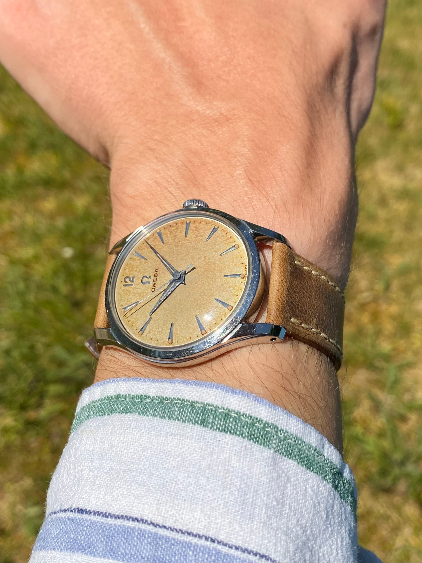 Omega Tropical Réf. 2640 -9SC Montre Vintage Mécanique Cal. 283 - Patine Crème Brûlée - 1952