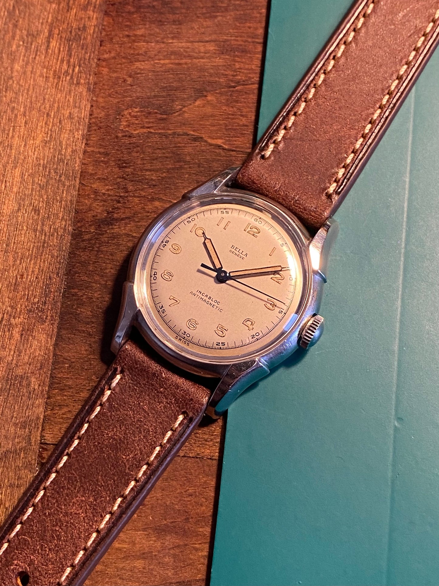 Bella Genève Montre Vintage Style Militaire Mécanique 1950