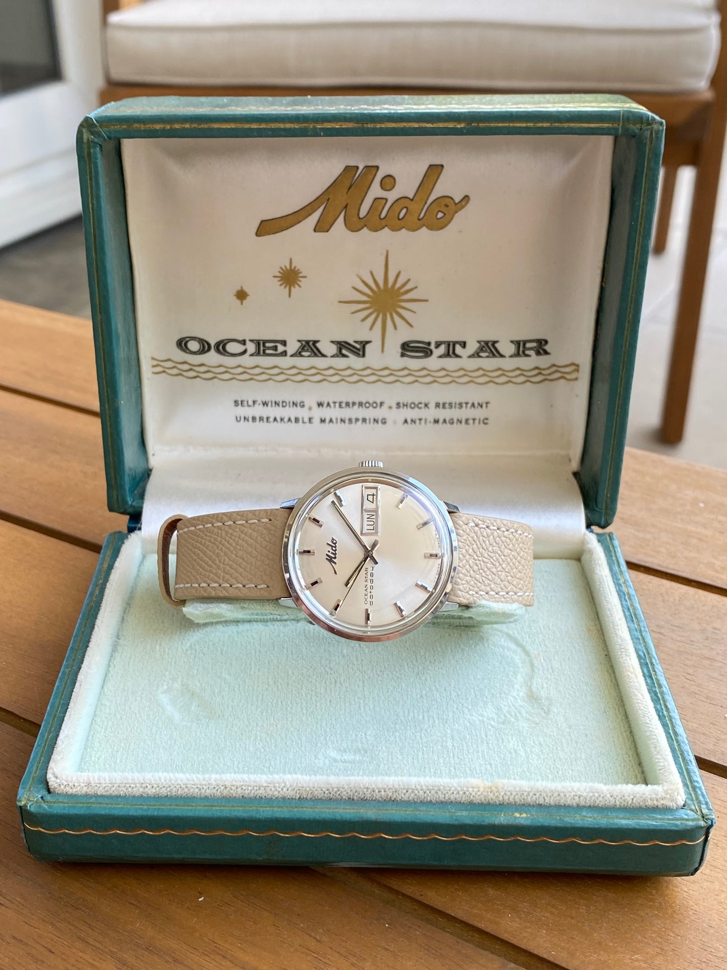 Mido OceanStar DateDay Automatic - Montre Vintage Suisse Mécanique 1147OCD - 1970 + Écrin
