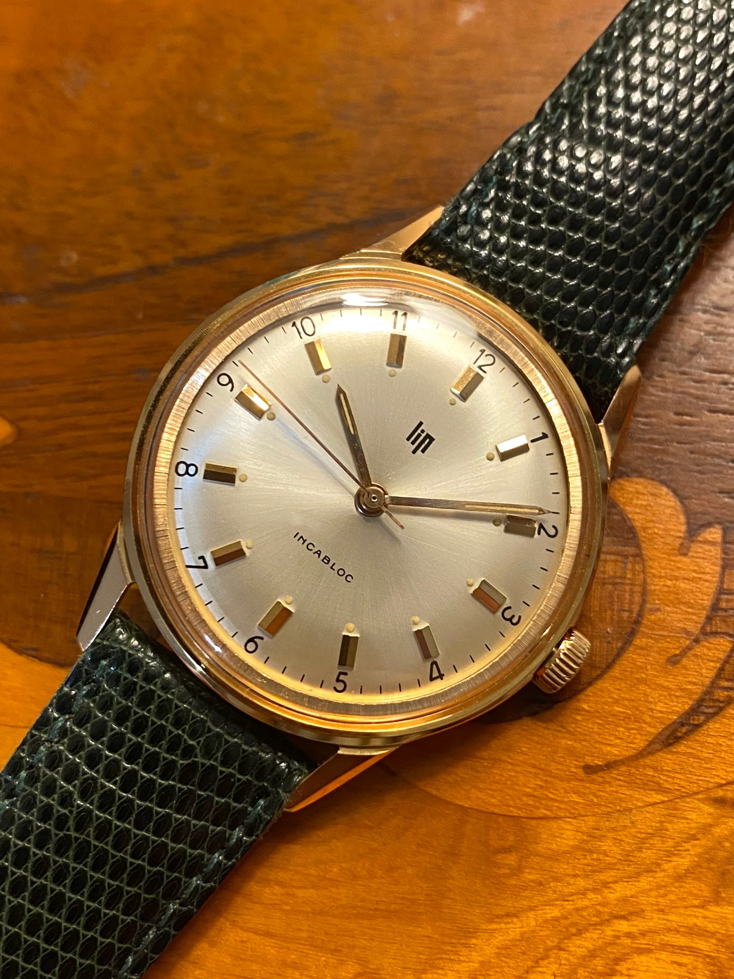 LIP Montre Vintage Mécanique Cal. R136f Plaqué Or 1960