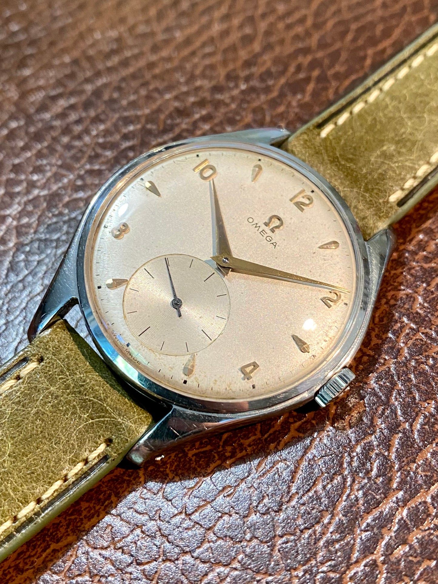 Omega Oversize 38,5mm Ref.2505-30 Montre Vintage Mécanique Cal.266 Jumbo 1955