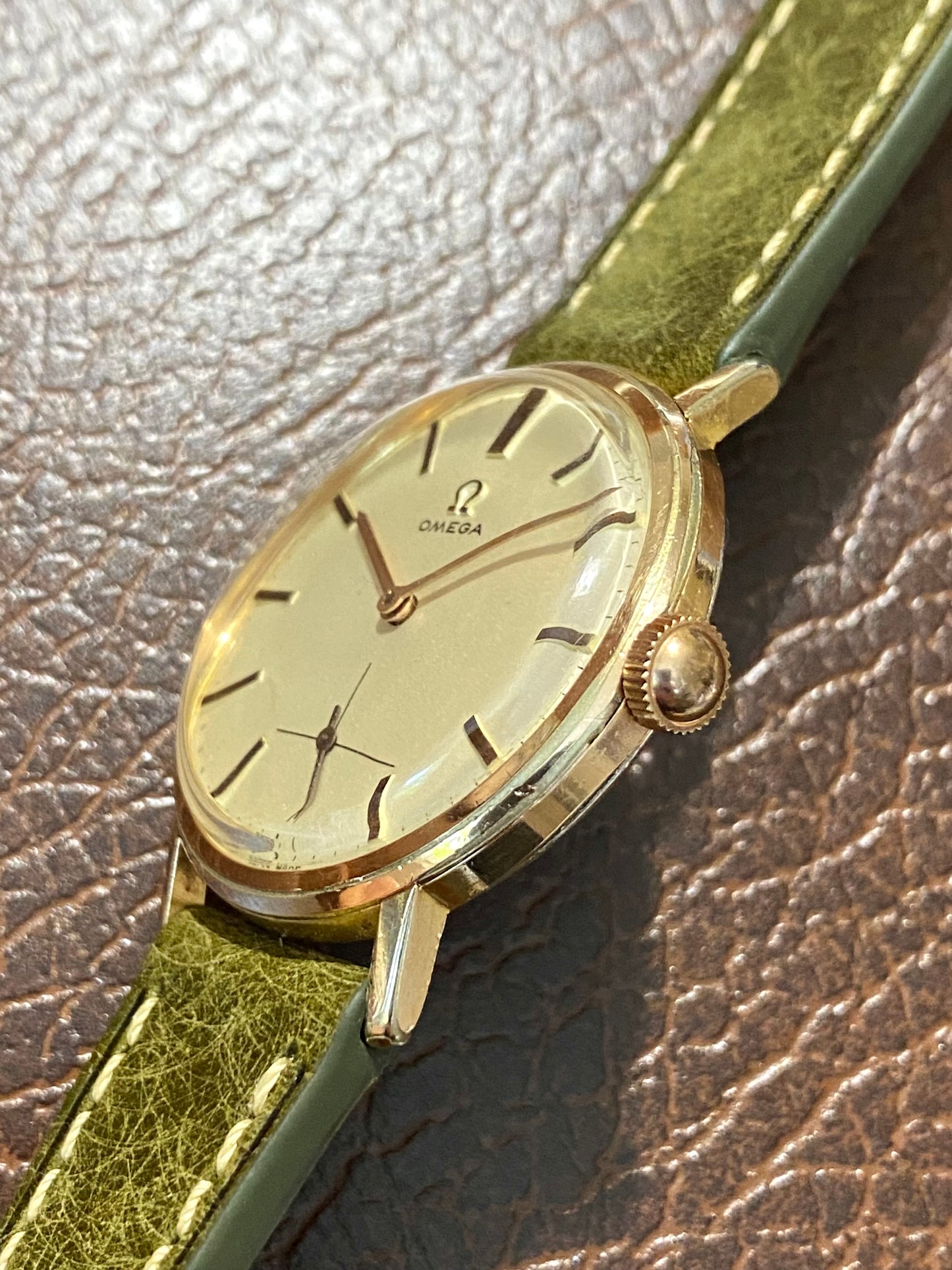 Omega Montre Vintage Mécanique Plaqué Or Cal.269 Réf. 121.002-62 - 1962
