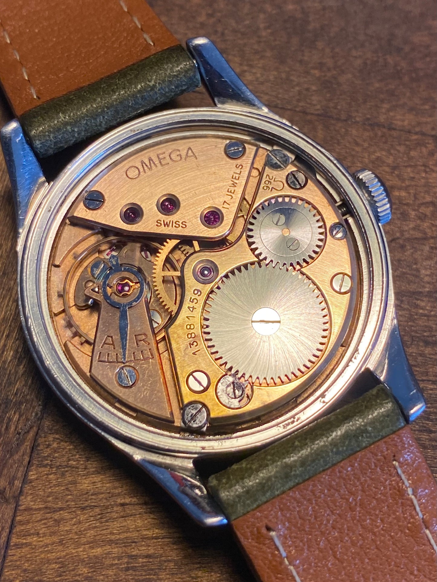 Omega 2639 -15 Montre Vintage Mécanique Militaire Style Cal.266 1953