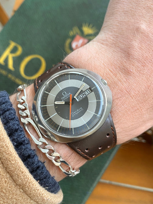 Omega Genève Dynamic Bullseye Automatic Jour Date - Cal. 752 Ref. 166.079 Montre Vintage Mécanique 1969