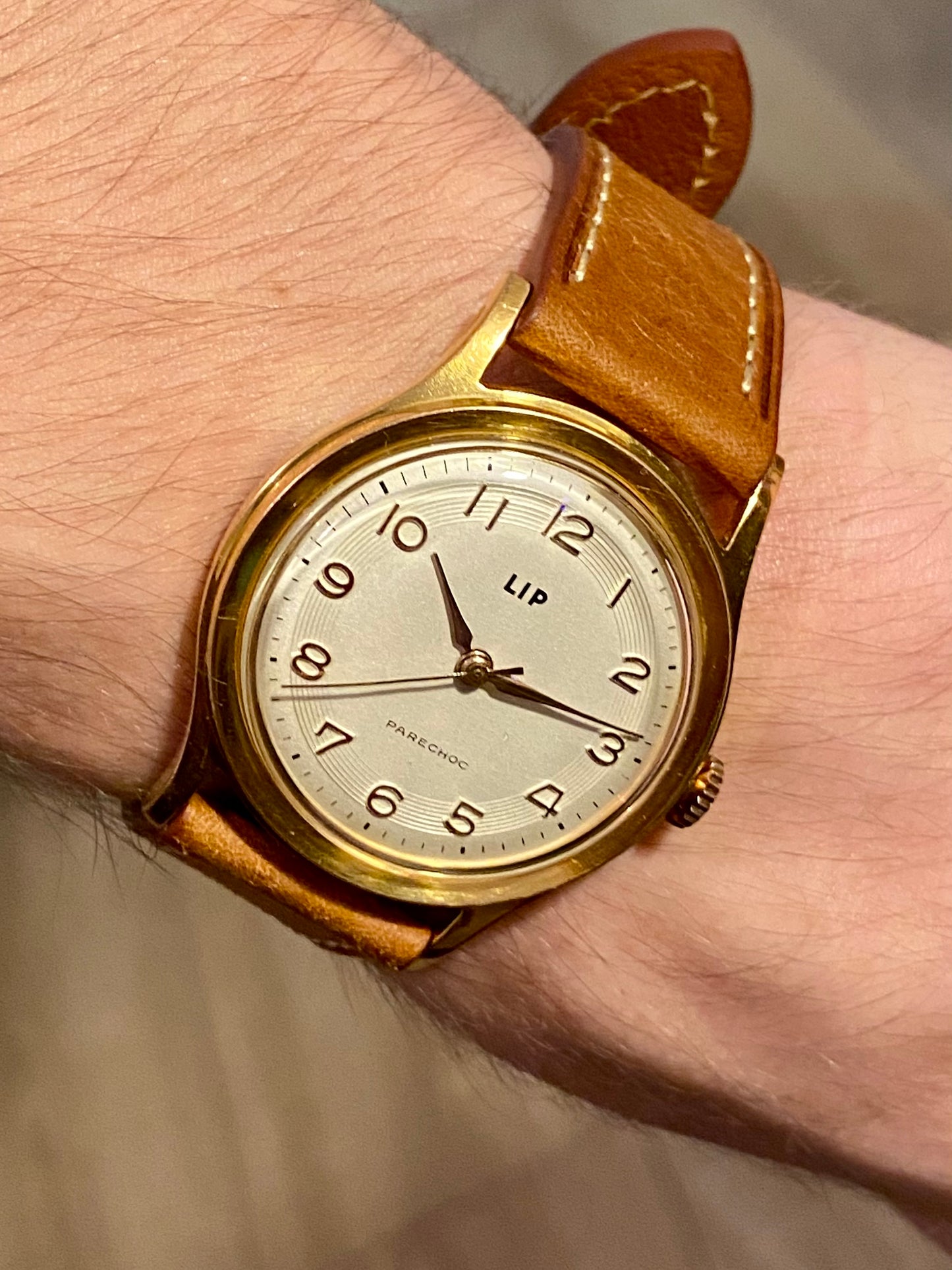 LIP R25 PareChoc Plaqué Or Montre Vintage Mécanique 1950