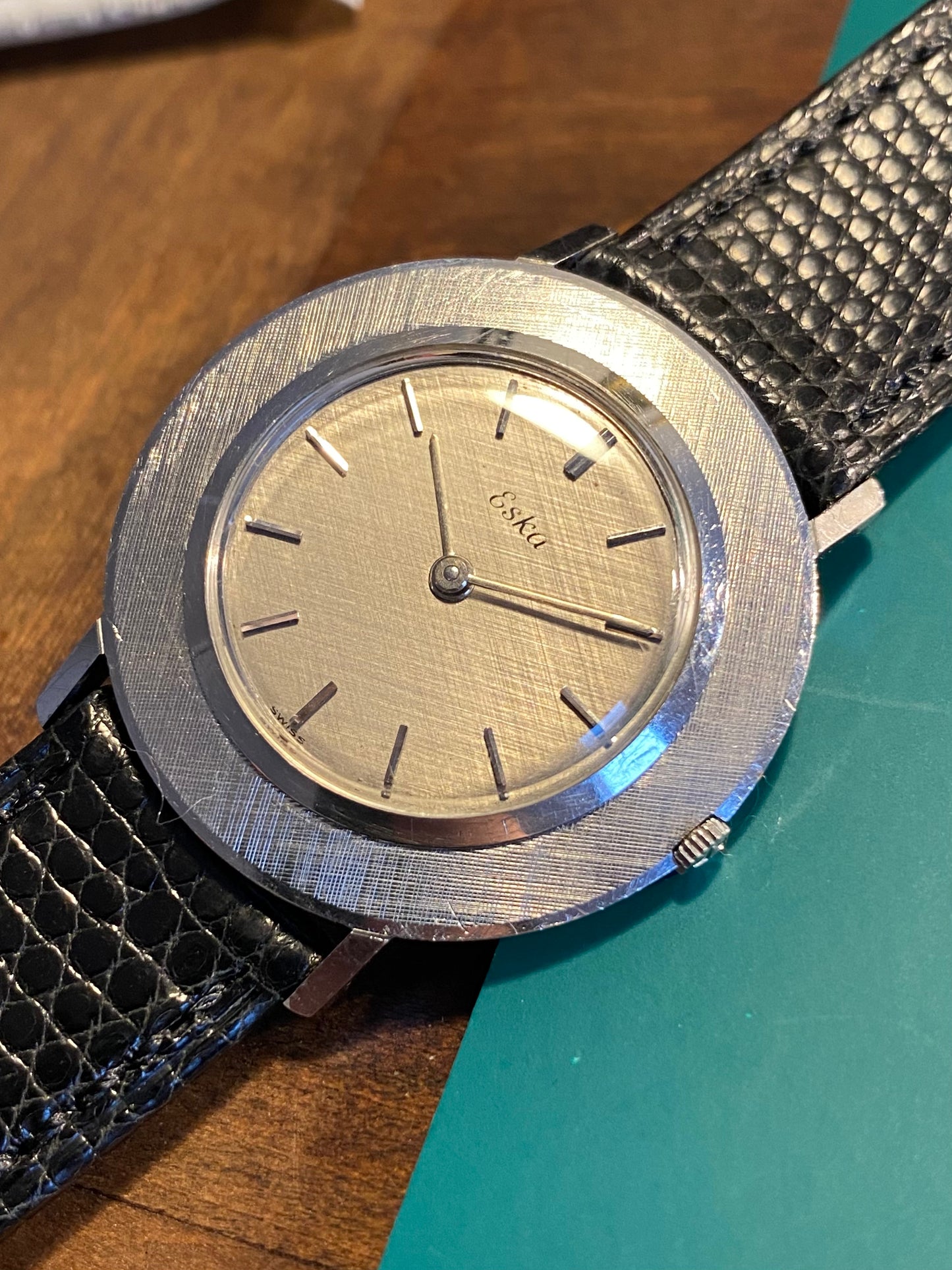 Eska Disco Volante "Soucoupe" Montre Vintage Mécanique Suisse 1960