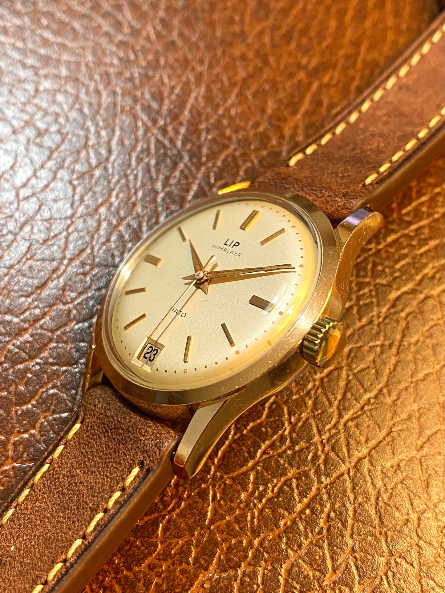 LIP Himalaya Dato R23 G Montre Vintage Mécanique Plaqué Or 200 Microns 1960