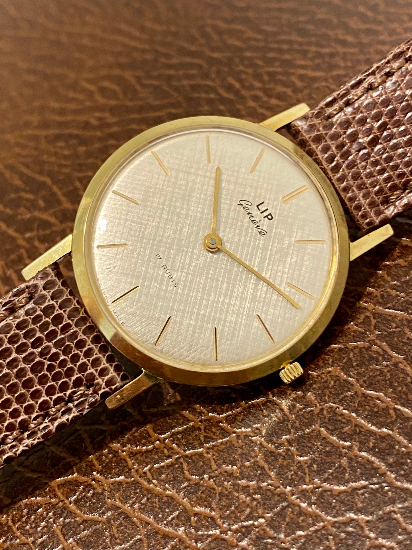 LIP Genève Extra Fine Plaqué Or Cadran Lin Montre Vintage Mécanique 1960