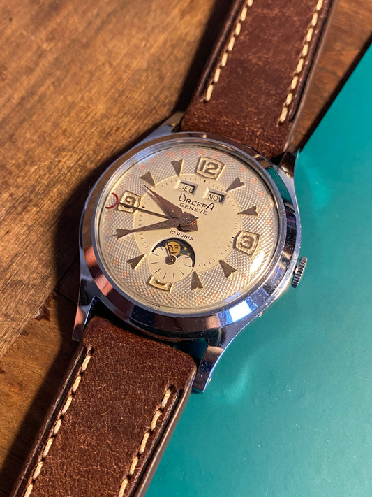 Dreffa Genève Triple Date Phase De Lune "Moonphase" Venus 203 Montre Vintage Mécanique 1960