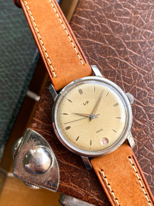 LIP Dato R23 - Montre Vintage France - Mécanique Acier Patinée 1960
