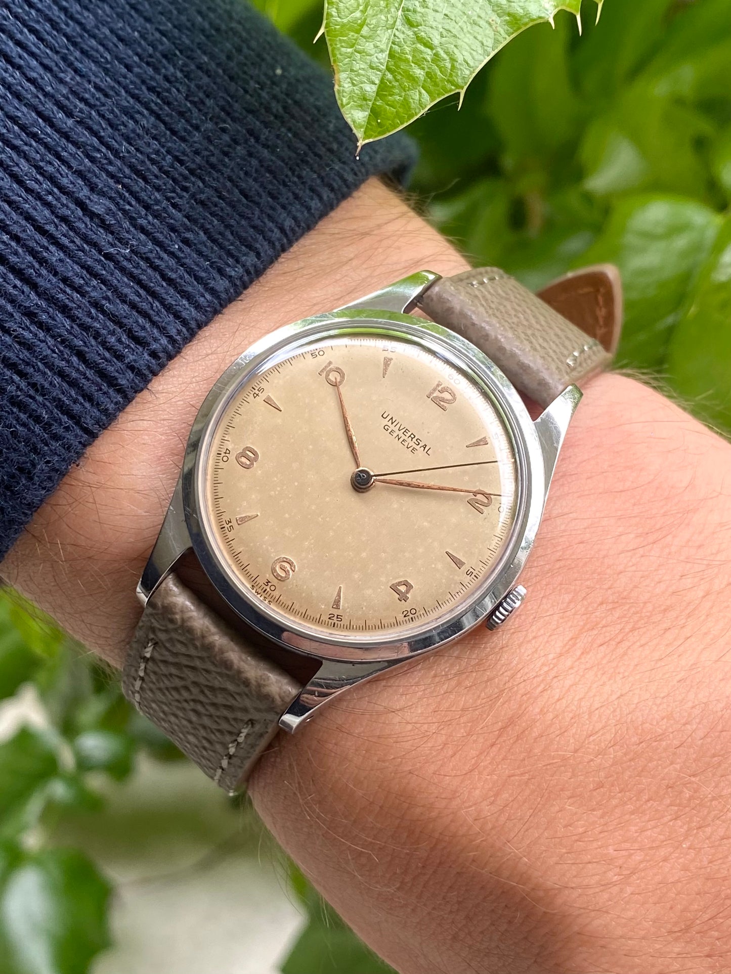 Universal Genève Calatrava Cal. 129 Montre Vintage Mécanique Acier 20410 - 1944