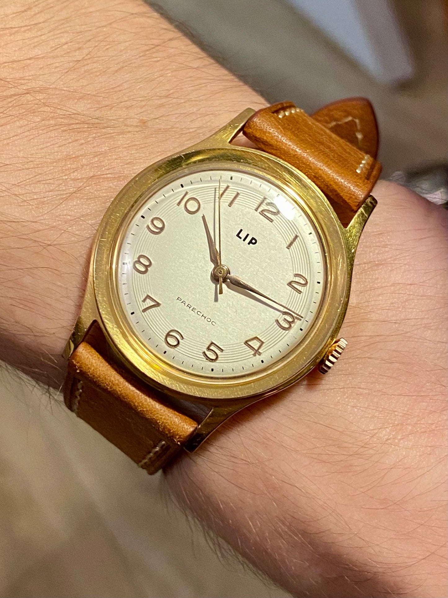 LIP R25 PareChoc Plaqué Or Montre Vintage Mécanique 1950