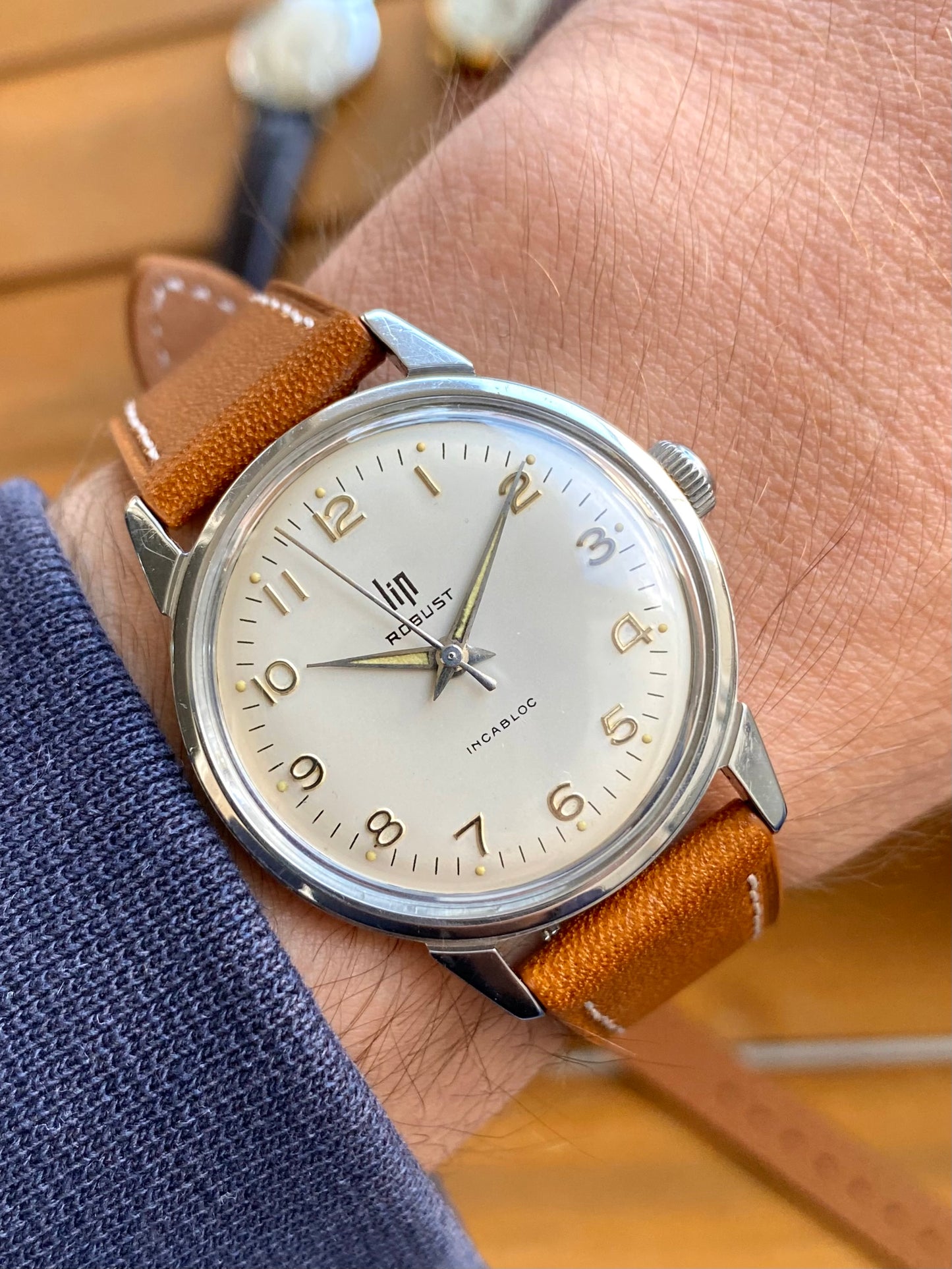 LIP Robust Besançon France - Montre Vintage Mécanique Acier R23 1960