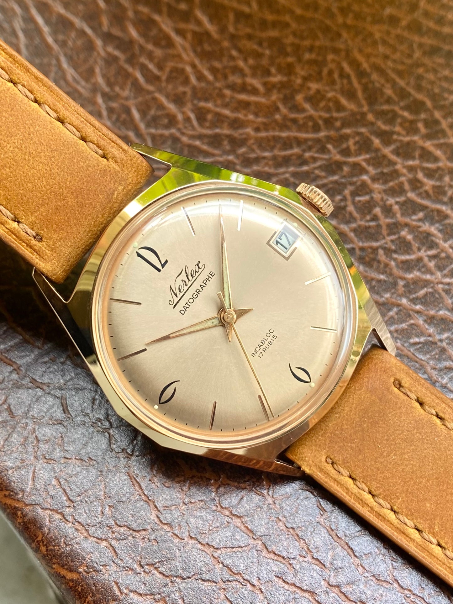 Nerlex Datographe NOS New Old Stock Montre Vintage Mécanique Plaqué Or 1960