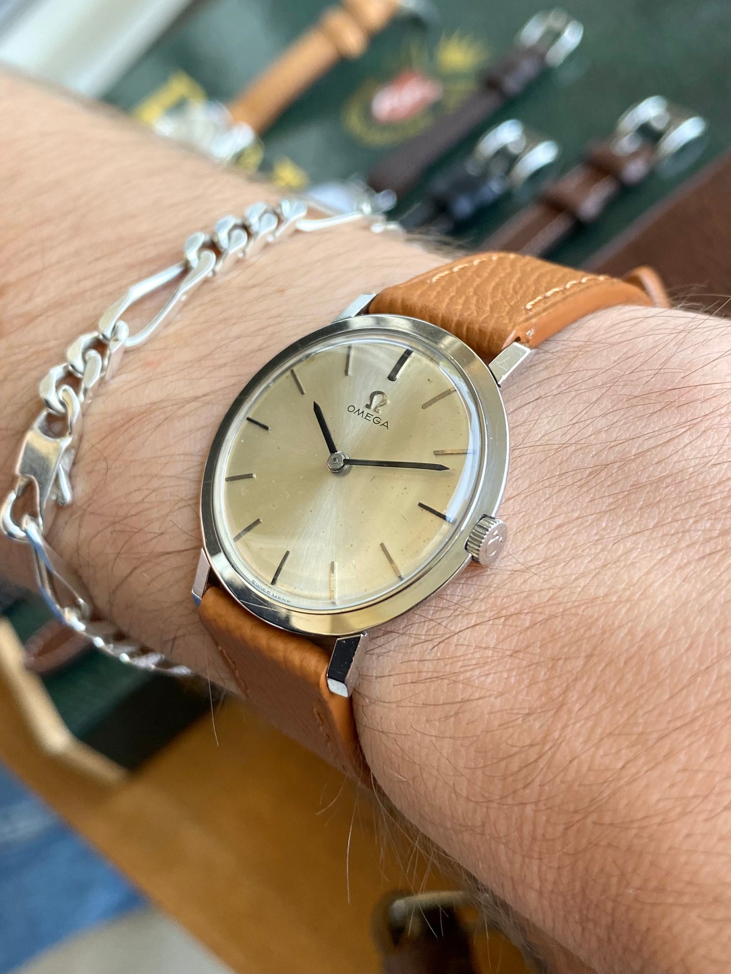 Omega Extra-Plate Ref. 14782-61 Cal. 620 Montre Vintage Mécanique Acier 1964