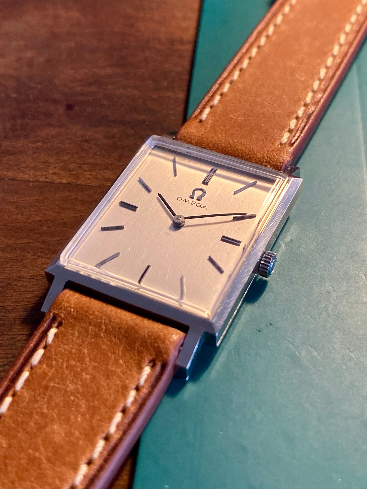 Omega Rectangle 111.057 Montre Vintage 620 Mécanique + Boîte Bracelet & Boucle Omega