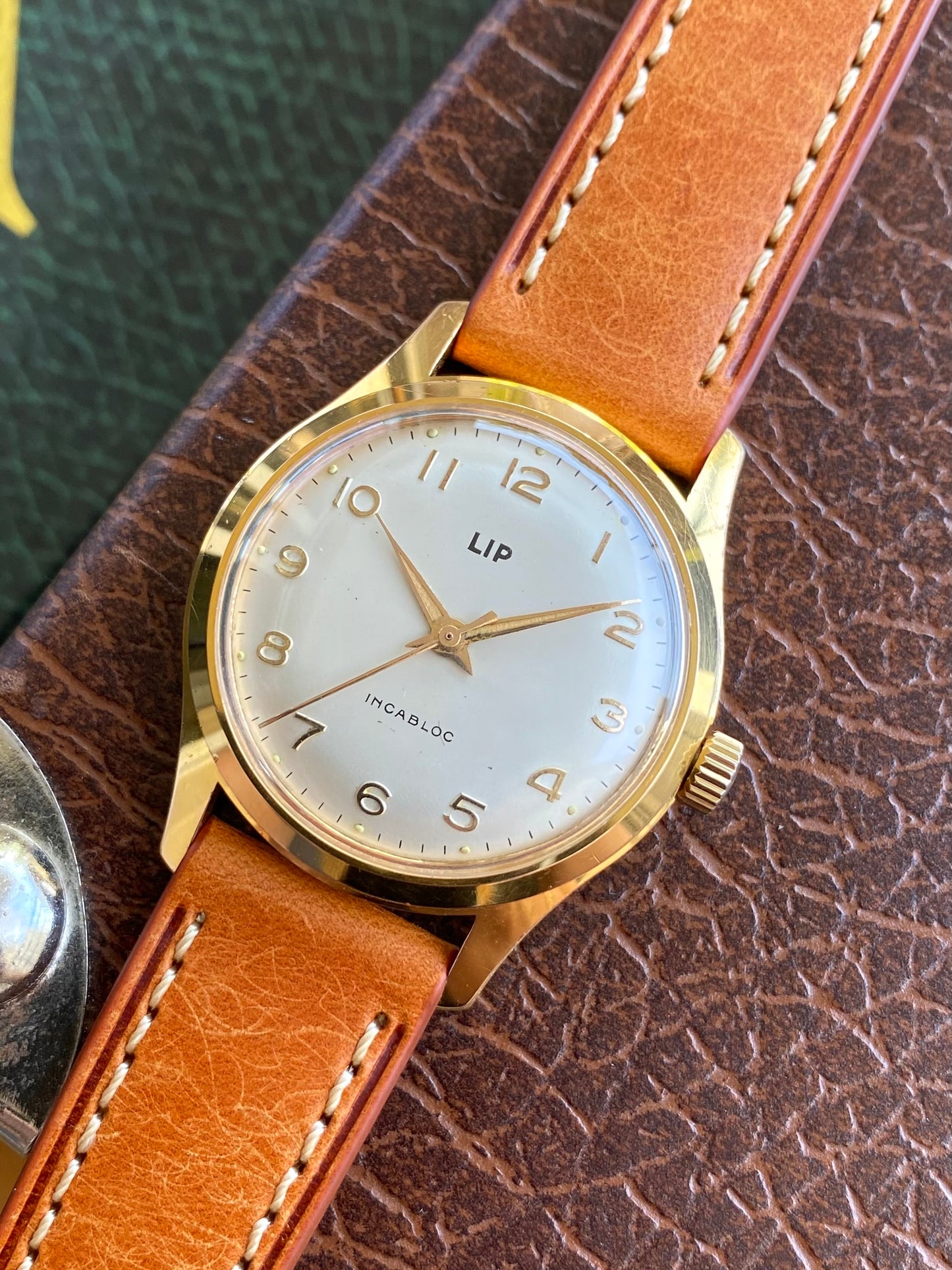 LIP France R23 Montre Vintage Mécanique Plaqué Or 1960