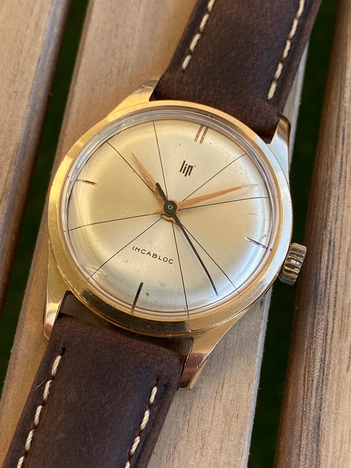 LIP R23 Cross Hair Montre Vintage Mécanique 1960