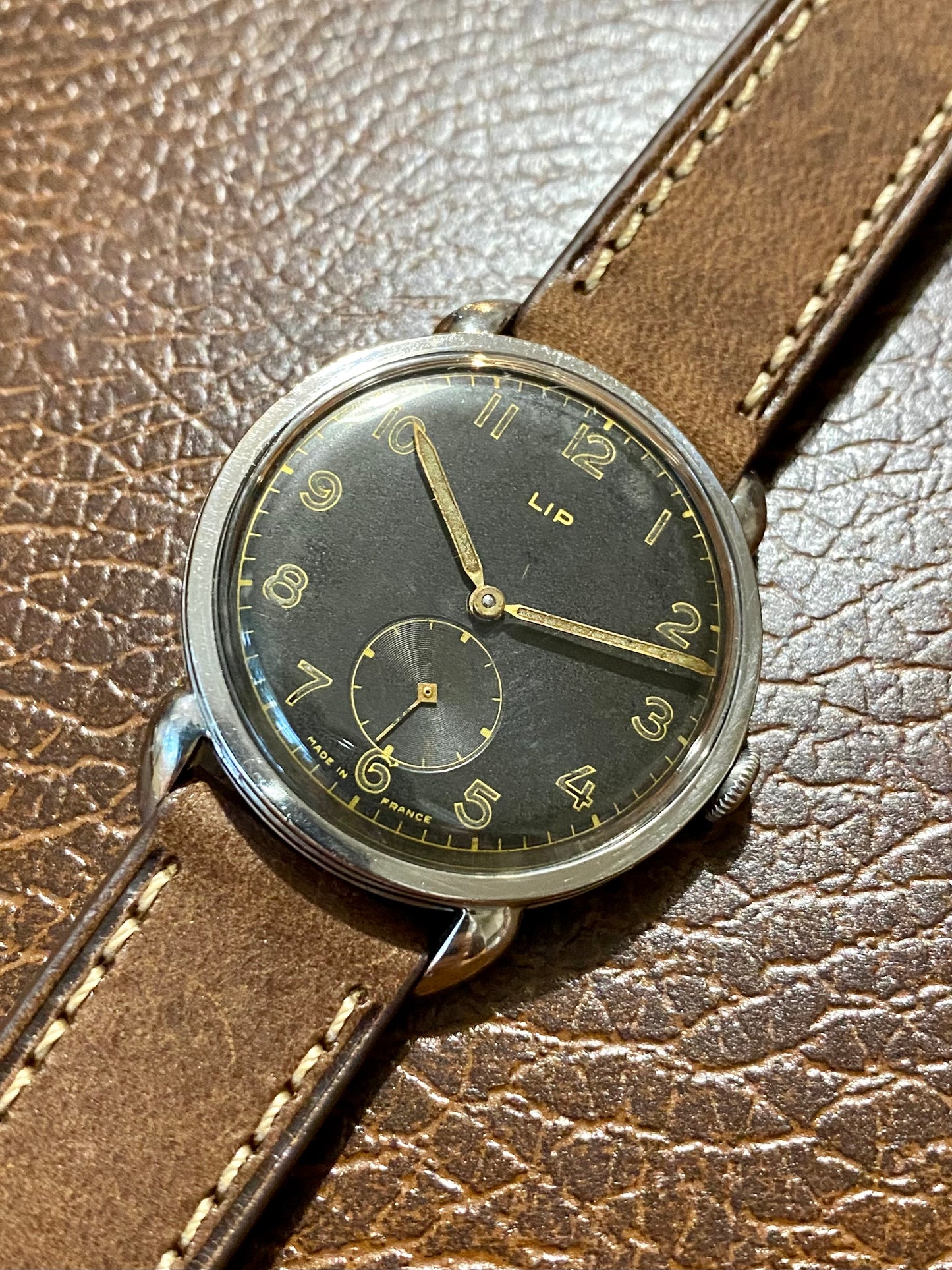 LIP Montre Vintage Mécanique Cal.R25 Français Cadran Noir 1950
