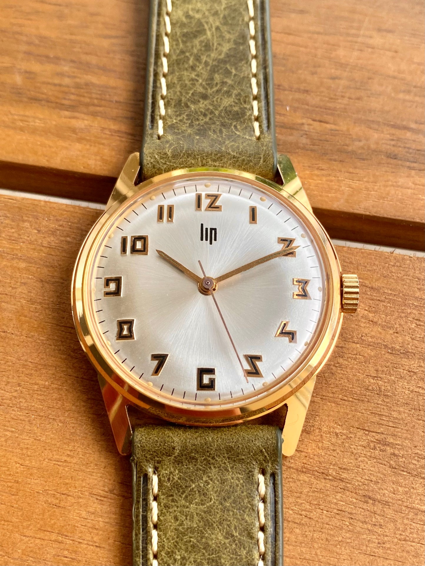 LIP Montre Française Vintage Mécanique RSC.553 Plaqué Or 1960
