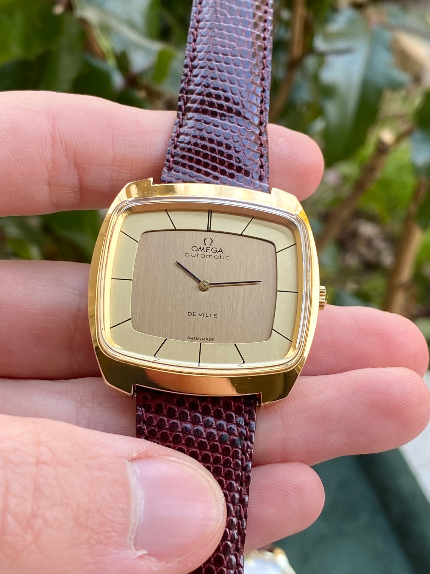 Omega DeVille Automatic "TV" 151.0051 Montre Vintage Mécanique Cal.711 Plaqué Or 1973