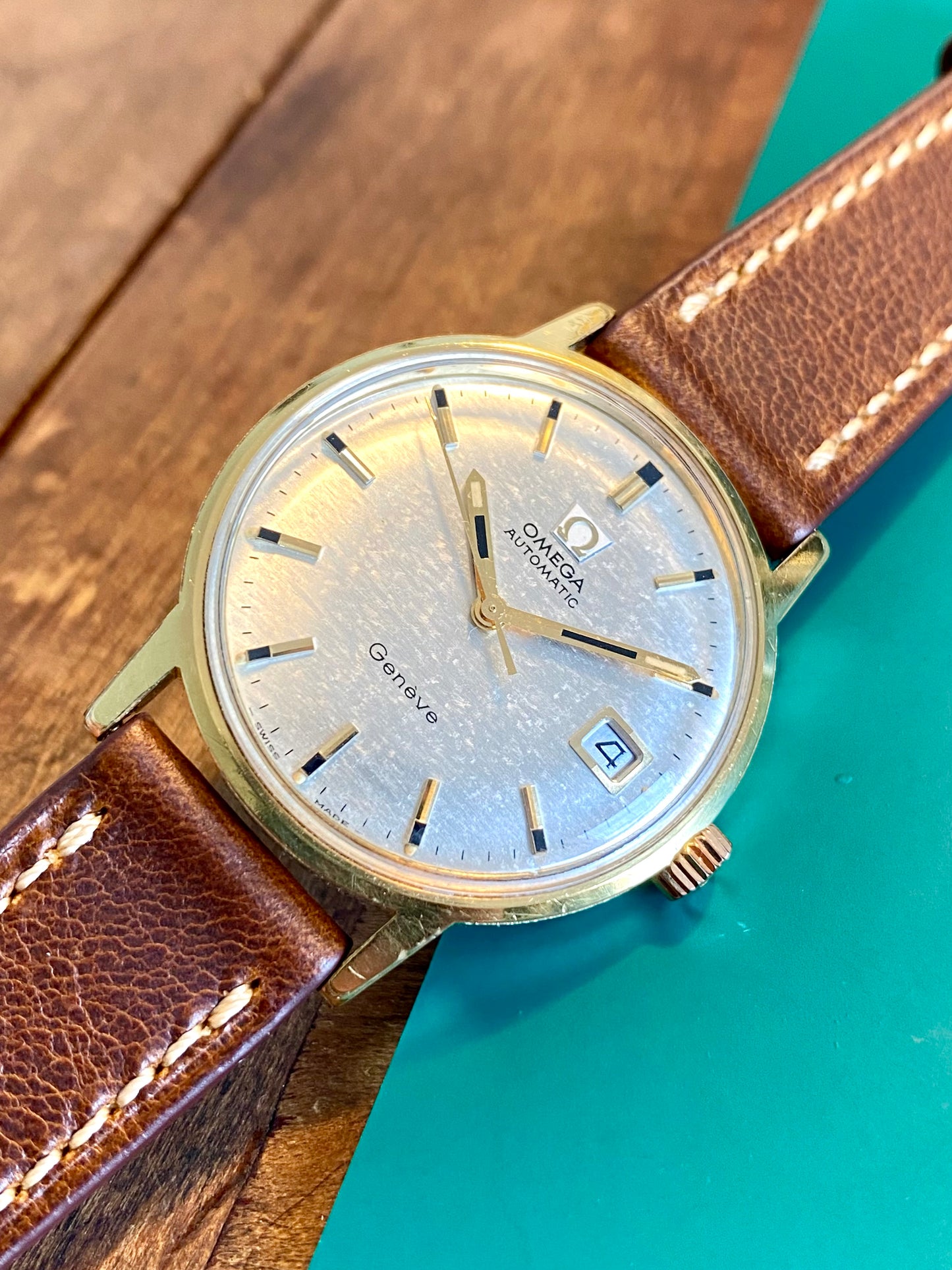 Omega Genève Automatic Cal. 565 Cadran Texturé "Glitch" Montre Réf.166.070 Vintage Mécanique 1969