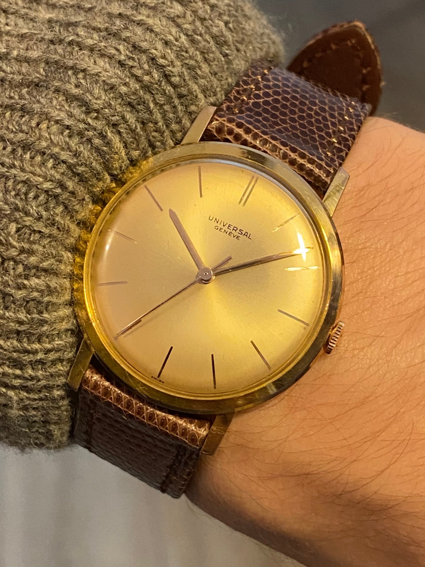 Universal Genève Montre Vintage Mécanique Plaqué Or Cal.1105 1960