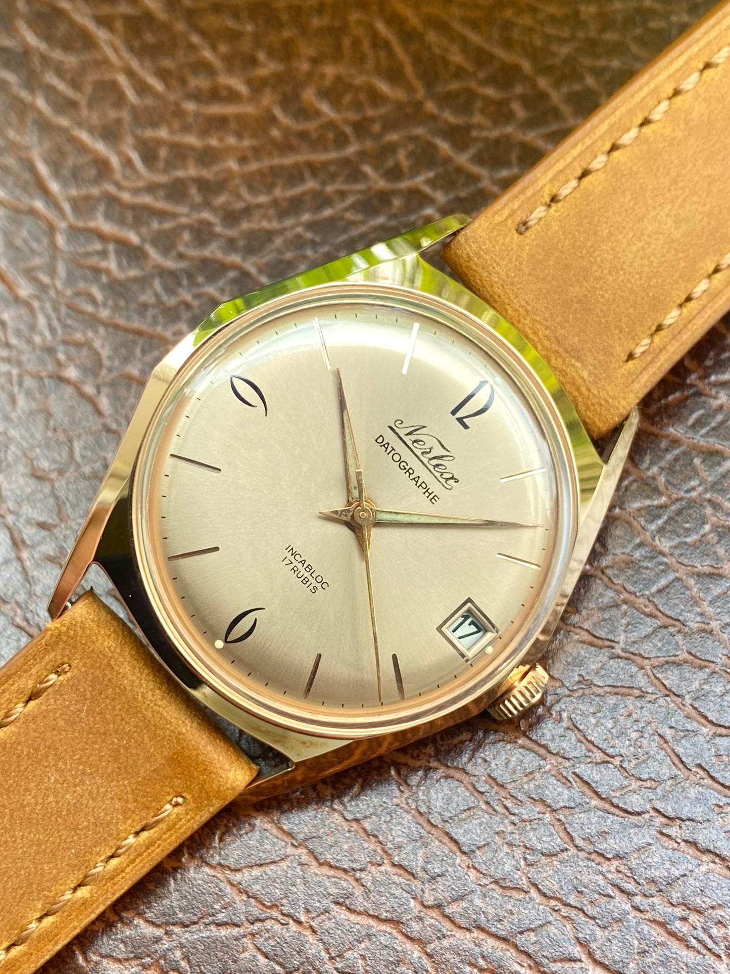 Nerlex Datographe NOS New Old Stock Montre Vintage Mécanique Plaqué Or 1960